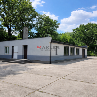 obiekt z działką inwestycyjną na sprzedaż